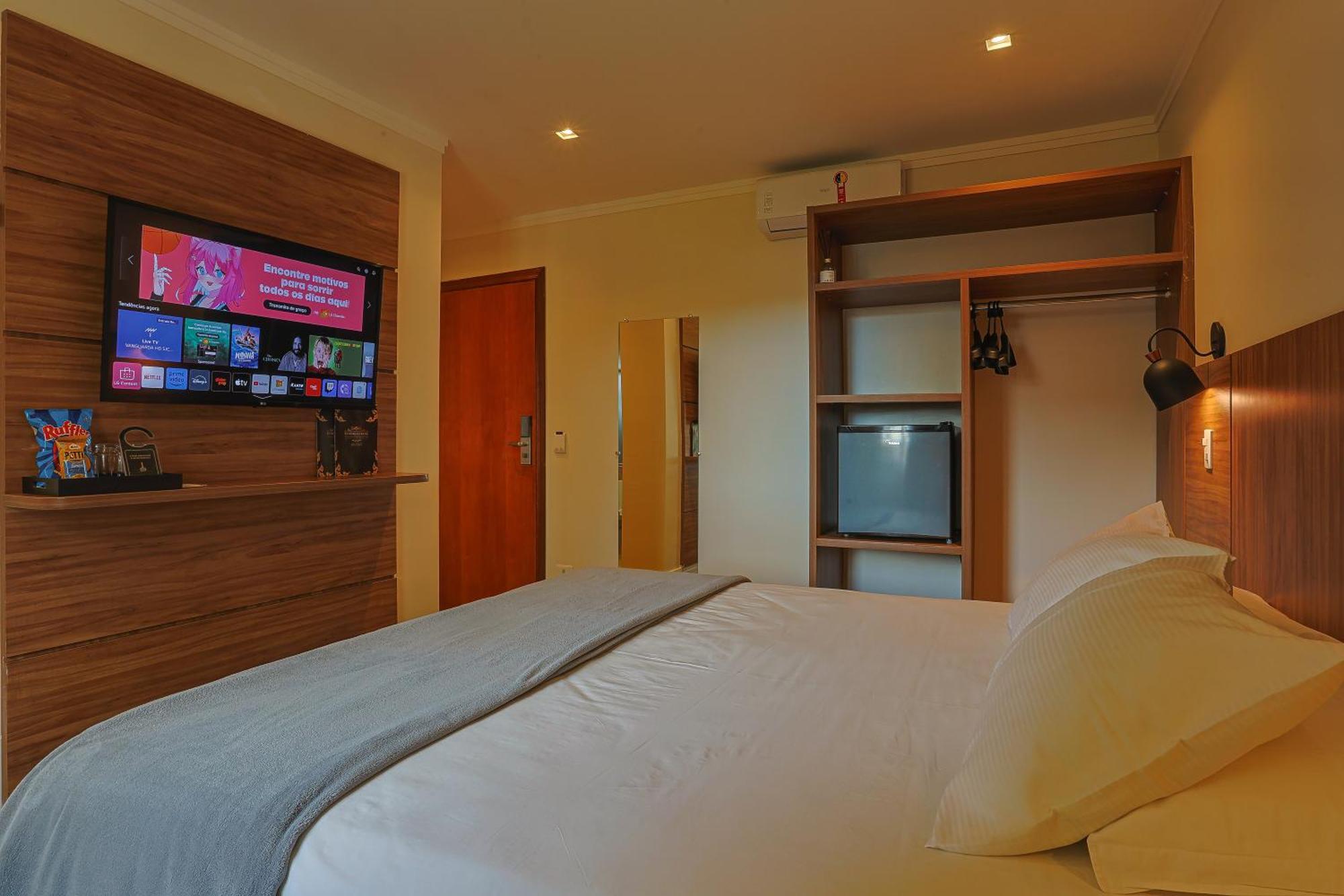 Quarto Duplo